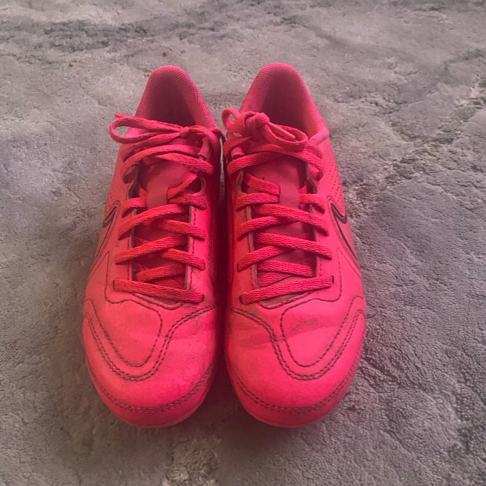 Nike cheers size 3y